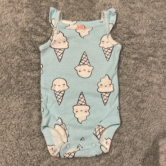 Baby girl Newborn bundle - Picture 3 of 9